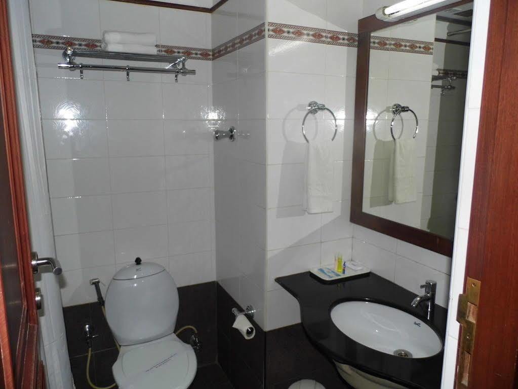 Keys Select By Lemon Tree Hotels, Malabar Gate, Calicut Exterior foto